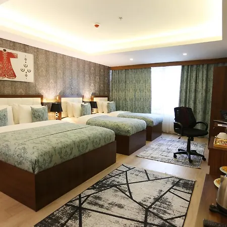Cebeci Grand ホテル 4*